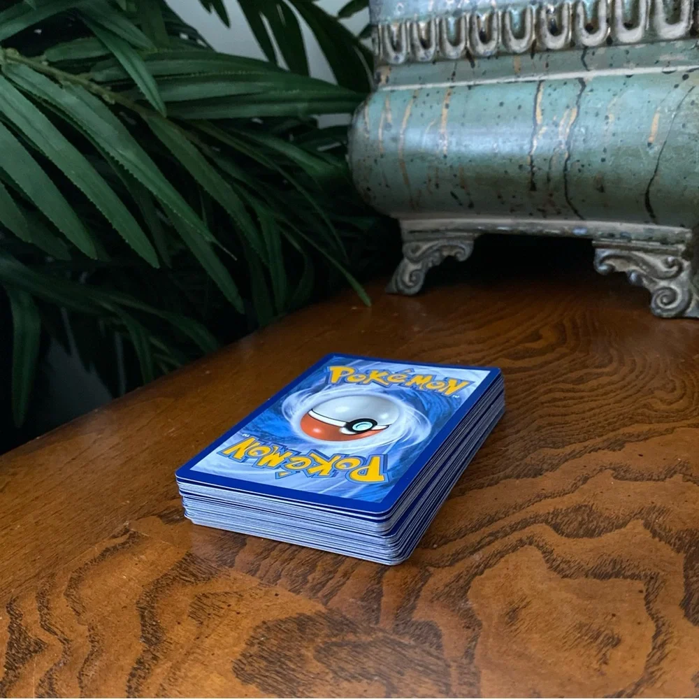 40 Pokemon Trading Cards bundle, Trainers/ Energy/ Basic